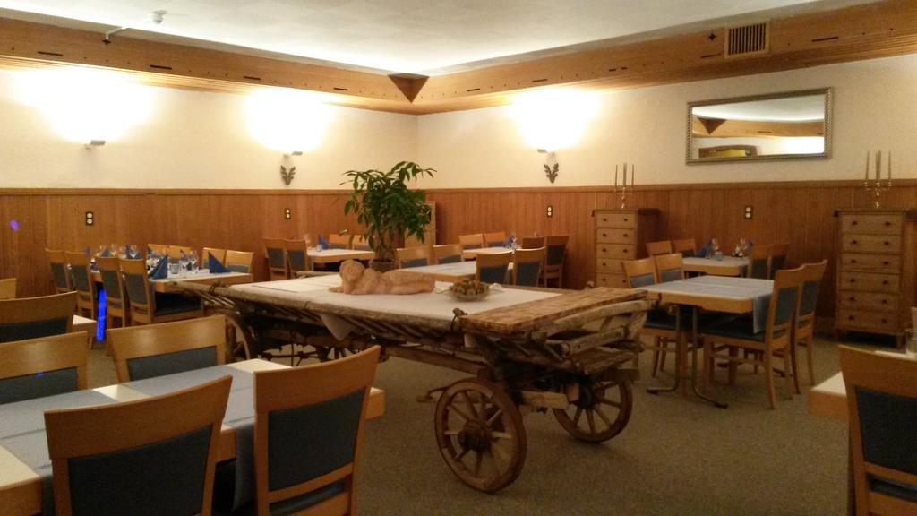 Hotel Danis レンツァーハイデ エクステリア 写真